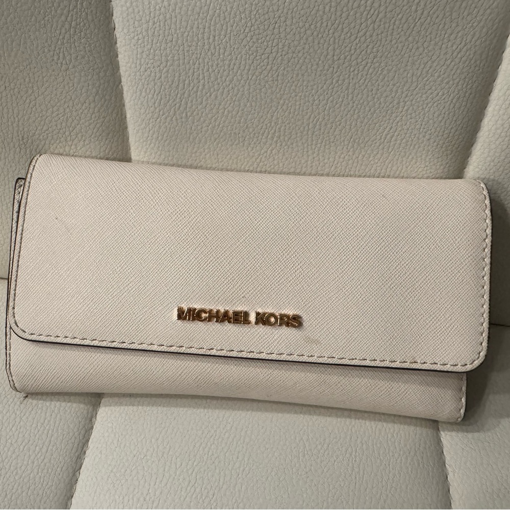 Michael Kors Jet set wallet